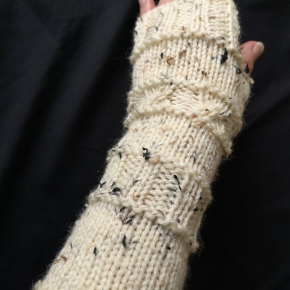 Creme/Brown Aran Tweed HandKnit Adult Seamless Fingerless Gloves Mittens… - Picture 4 of 6